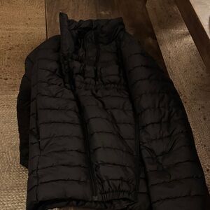 H&M Women's Black Puffer Jacket - Mama baby